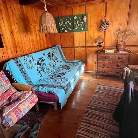 Holiday home Dacza Warminska, Letniskowy Na Jeziorem Szabruk